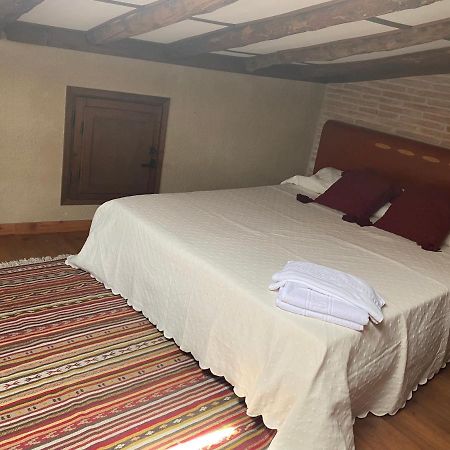 Casa Zapatero En Somontano Villa Salas Bajas ภายนอก รูปภาพ